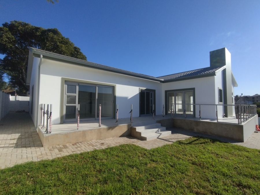 3 Bedroom Property for Sale in Noorsekloof Eastern Cape